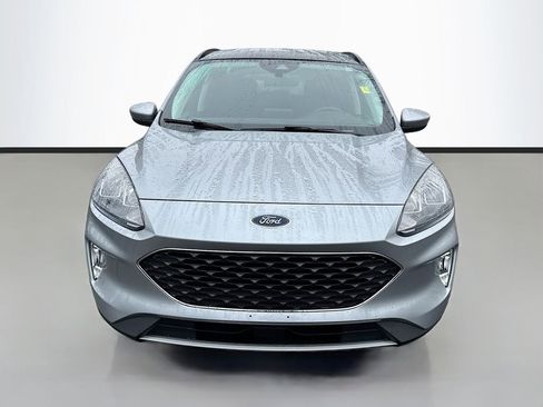 Used 2022 Ford Escape SEL image 2