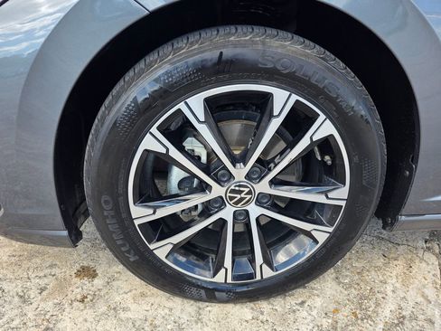 Used 2025 Volkswagen Jetta Sport image 21