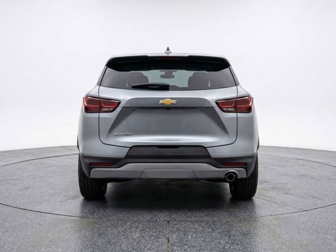 Used 2025 Chevrolet Blazer LT FWD image 7