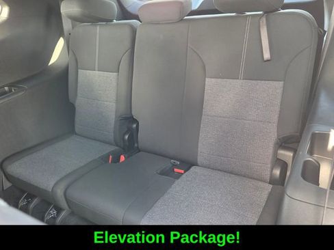 Used 2025 GMC Acadia Elevation FWD image 12