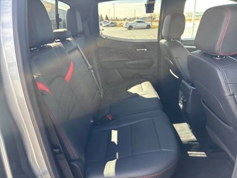 Certified 2024 Chevrolet Colorado Z71 w/ Z71 Convenience Package 2 image 24