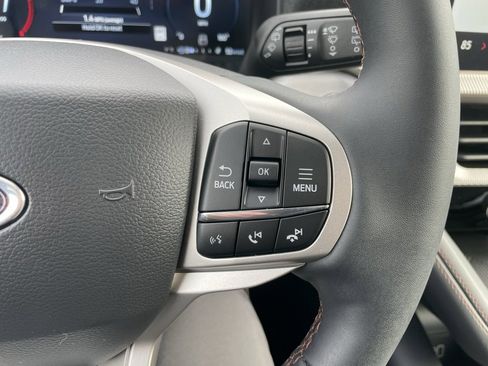 New 2026 Ford Explorer Active image 23