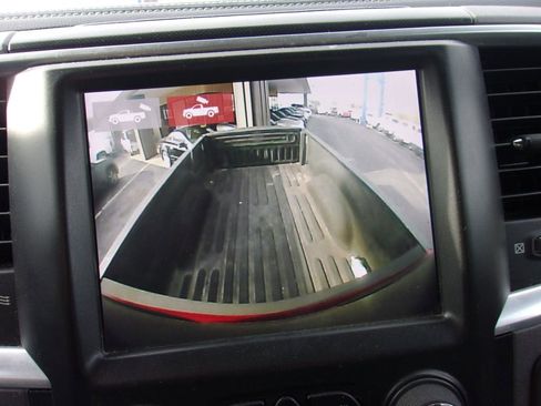 Used 2018 RAM 2500 Power Wagon w/ Luxury Group image 9