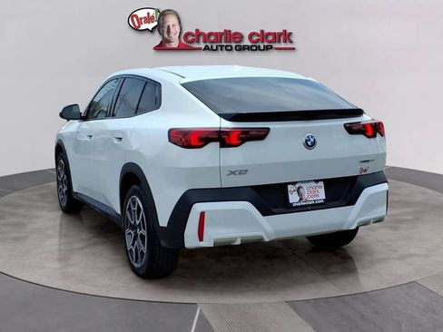 Used 2026 BMW X2 xDrive28i AWD/4WD image 3