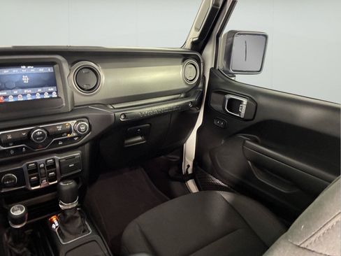 Used 2023 Jeep Wrangler Unlimited Sport AWD/4WD image 18