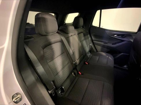 Used 2025 Chevrolet Equinox LT image 23