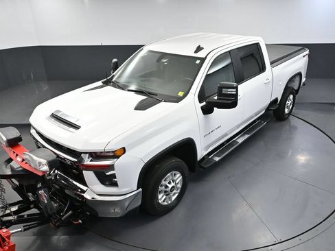 Used 2022 Chevrolet Silverado 2500 LT AWD/4WD image 64