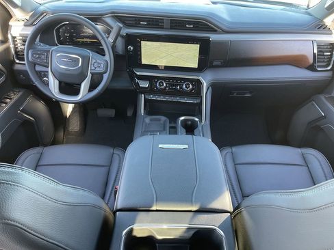 New 2026 GMC Sierra 2500 Denali w/ Denali Reserve Package AWD/4WD image 21
