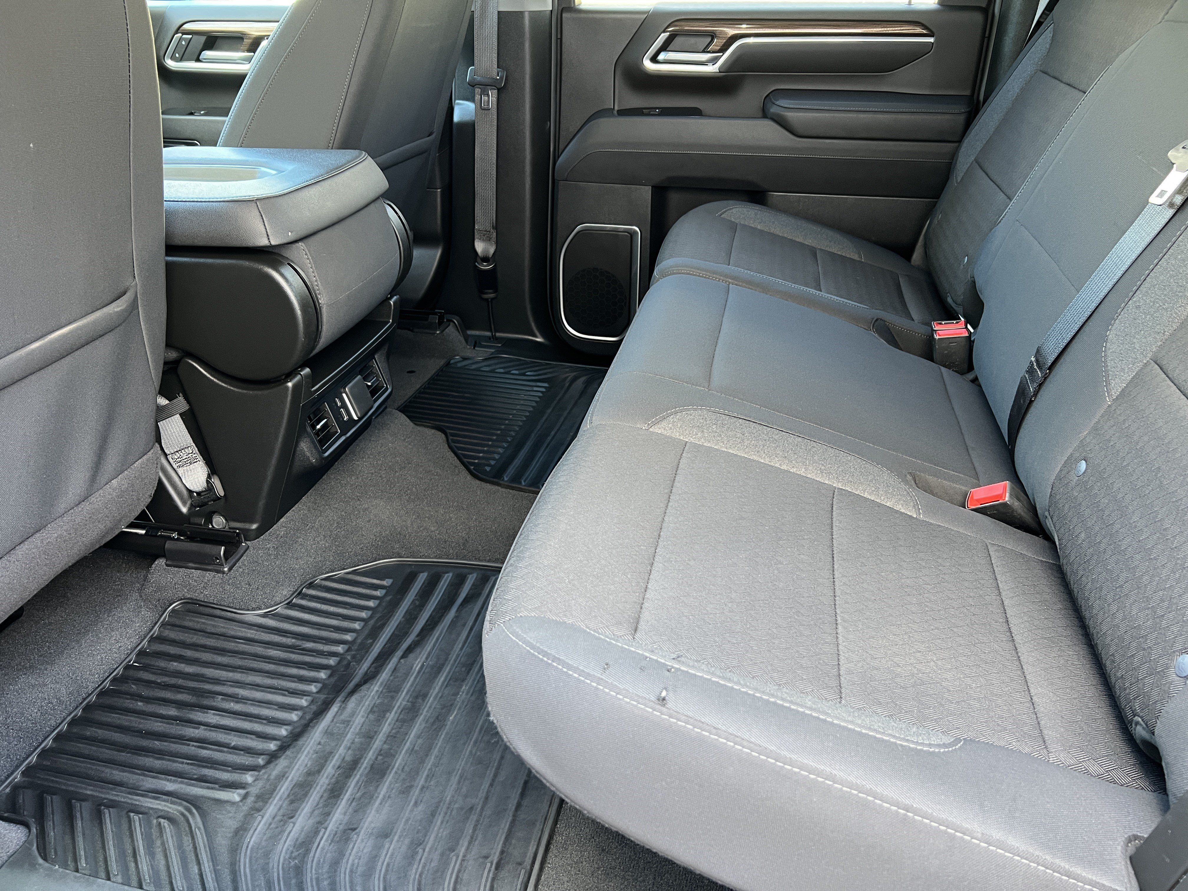 Used 2025 Chevrolet Silverado 2500 LT w/ Safety Package AWD/4WD image 17