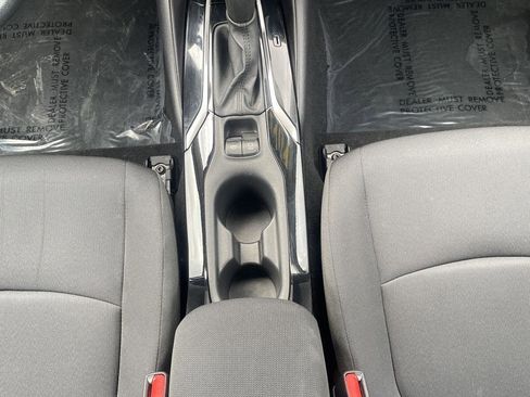 Used 2022 Toyota Corolla LE FWD image 26