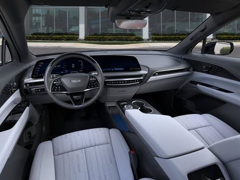 New 2026 Cadillac Lyriq Signature Sport AWD/4WD image 15