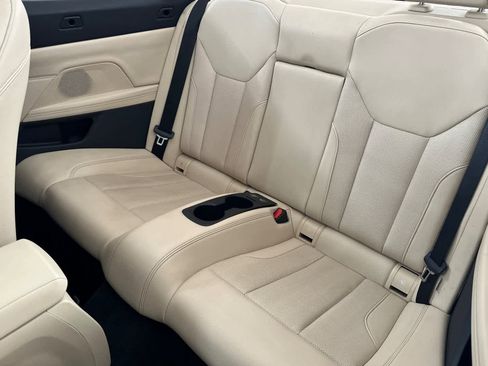Used 2024 BMW 430i Convertible image 4
