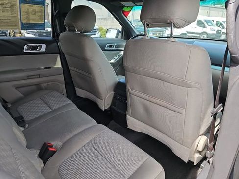 Used 2013 Ford Explorer XLT image 13
