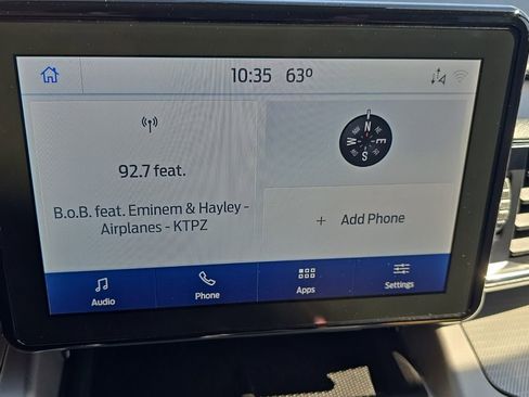 Used 2021 Ford Explorer XLT w/ Equipment Group 202A AWD/4WD image 13