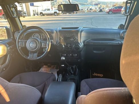 Used 2014 Jeep Wrangler Unlimited Sport w/ Dual Top Group image 23