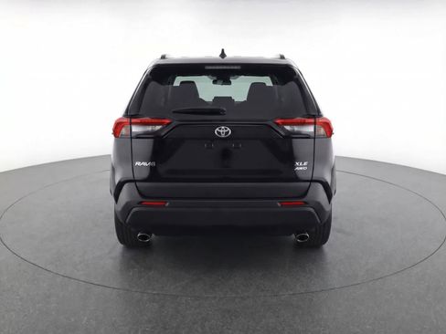 Used 2024 Toyota RAV4 XLE w/ Convenience Package image 7