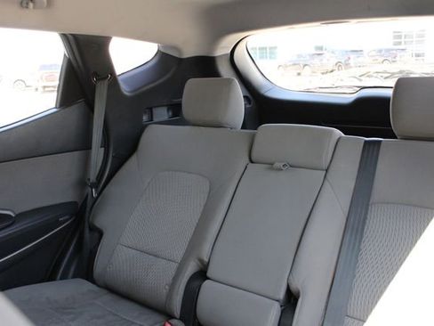 Used 2015 Hyundai Santa Fe Sport FWD image 20