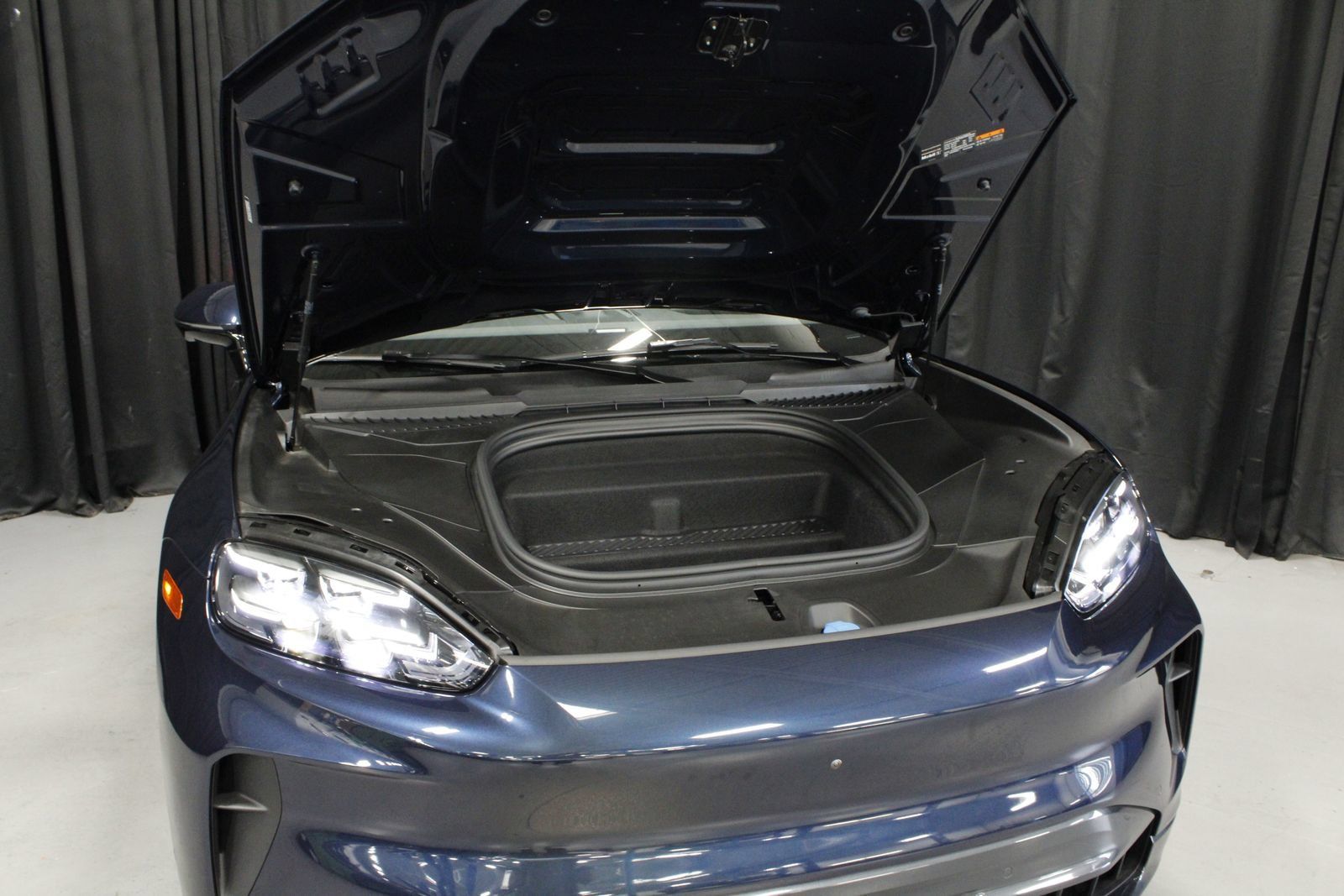 Used 2026 Porsche Cayenne Electric AWD/4WD image 51