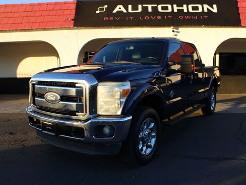 Used 2011 Ford F250 Lariat w/ Lariat Ultimate Pkg image 3