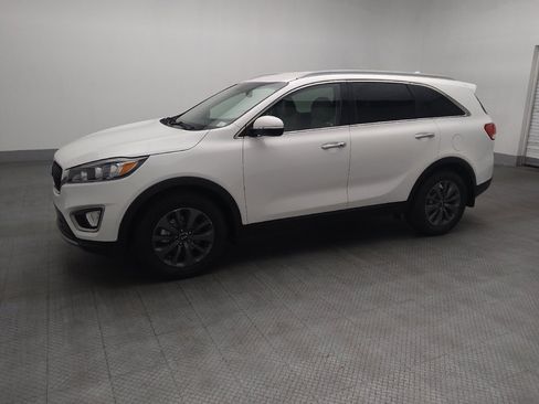 Used 2017 Kia Sorento EX FWD image 2