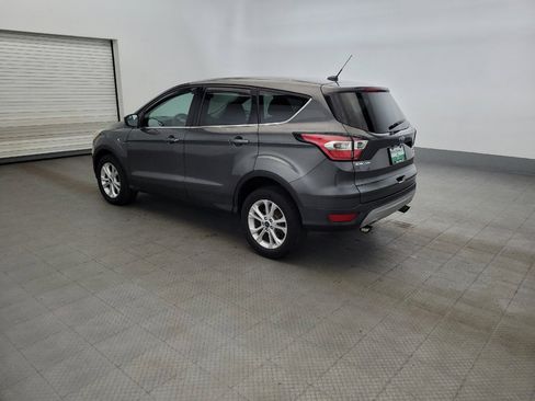 Used 2017 Ford Escape SE AWD/4WD image 3