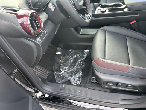 New 2026 Chevrolet Equinox RS w/ Convenience Package III image 11