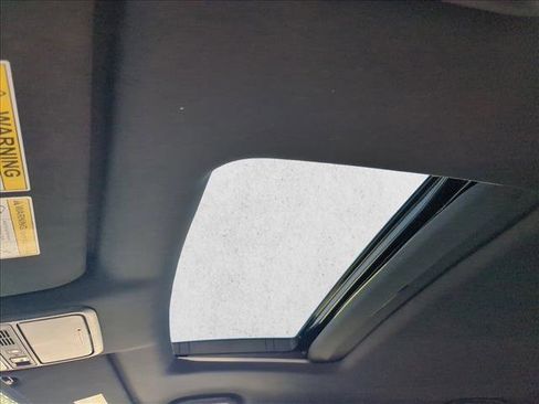 Used 2022 Honda Passport Elite image 16