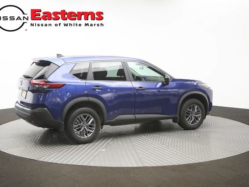 Used 2023 Nissan Rogue S AWD/4WD image 42