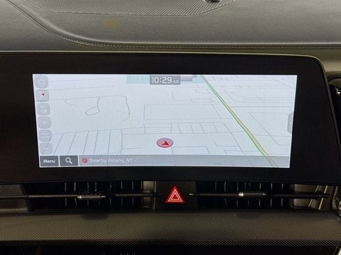 Used 2024 Kia Sportage SX image 13