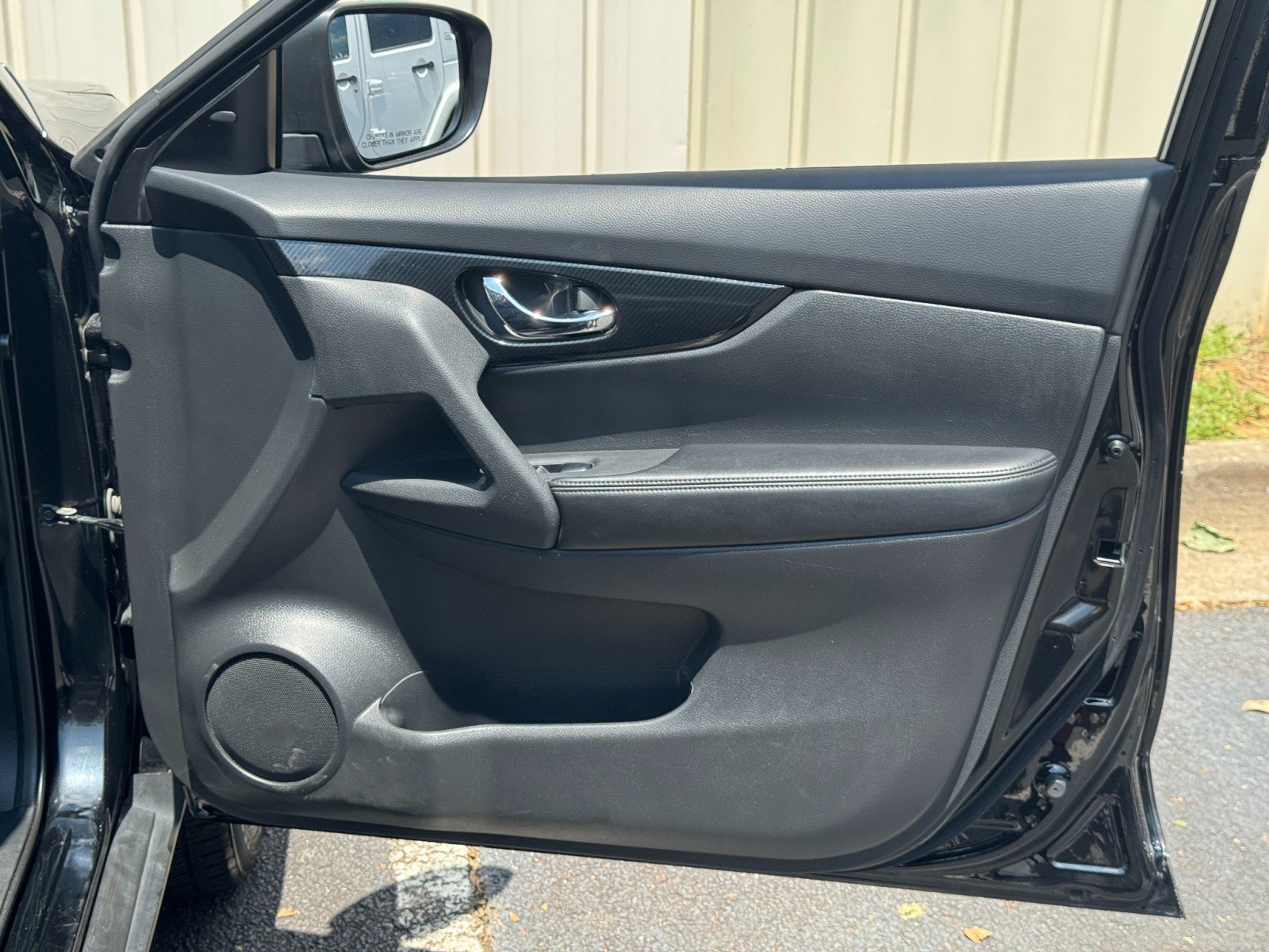 Used 2019 Nissan Rogue SL AWD/4WD image 42