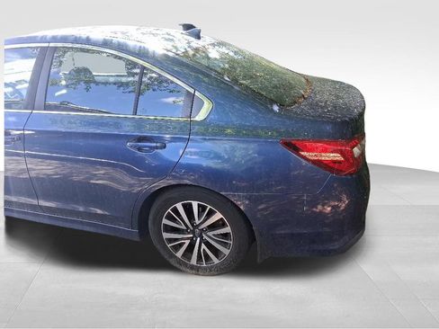 Used 2019 Subaru Legacy 2.5i Premium w/ Popular Package #2A AWD/4WD image 4