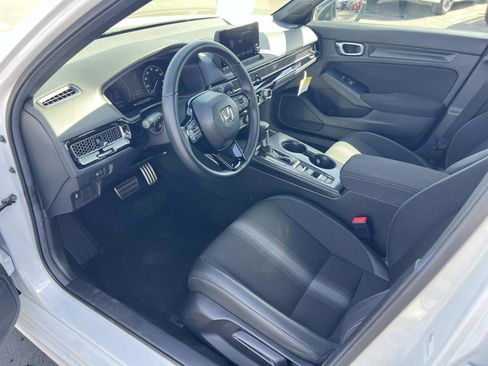 Certified 2025 Honda Civic Sport image 5