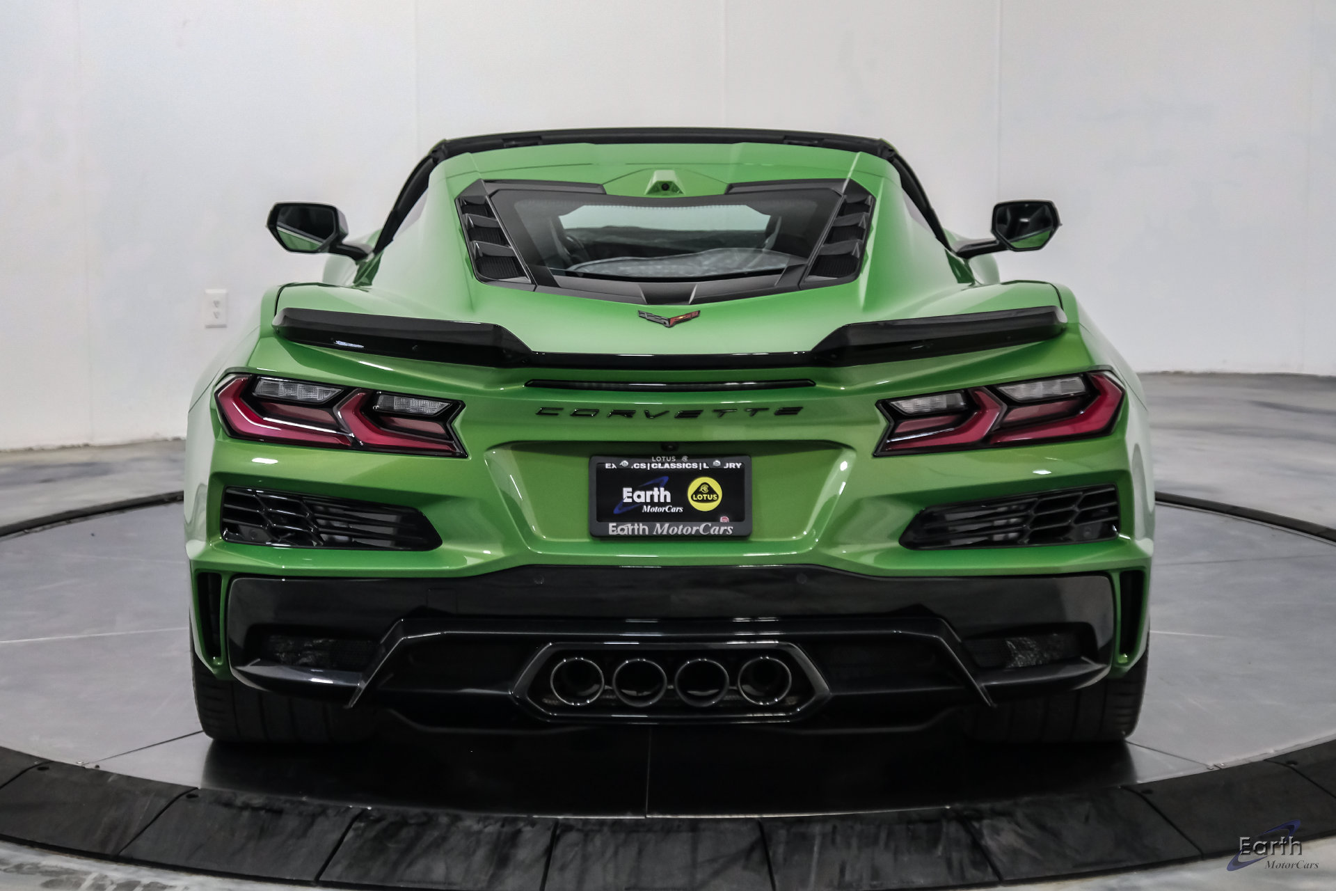 Used 2026 Chevrolet Corvette Z06 RWD image 17