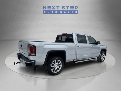 Used 2018 GMC Sierra 1500 Denali image 8