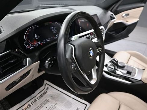 Used 2019 BMW 330i Sedan w/ Premium Package RWD image 17