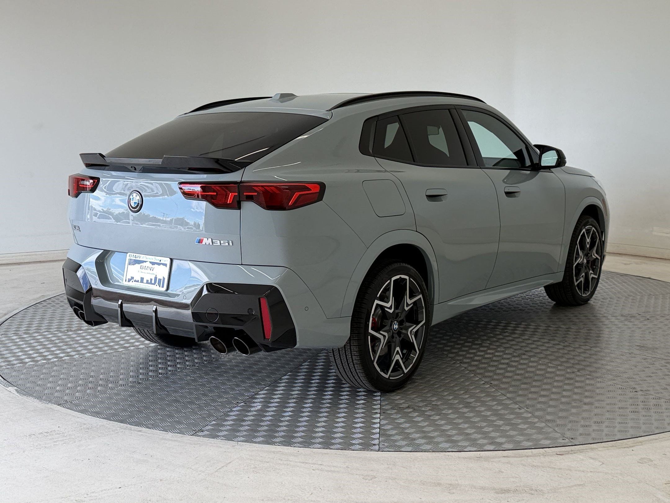 New 2027 BMW X2 M35i w/ Technology Package AWD/4WD image 9