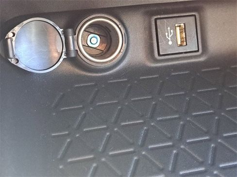 Used 2023 Toyota RAV4 XLE image 24