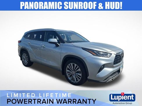 Used 2021 Toyota Highlander Platinum image 1