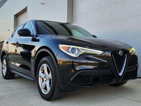 Used 2018 Alfa Romeo Stelvio Base AWD 4dr Crossover image 6