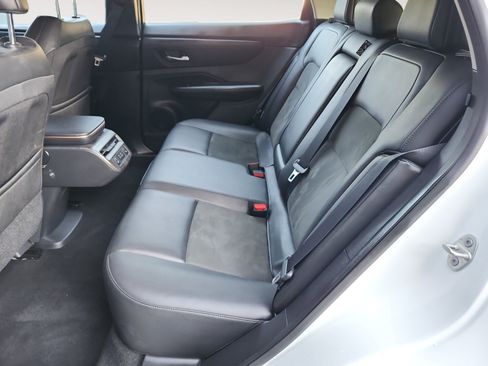 Used 2023 Nissan Ariya FWD image 13