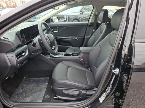 New 2026 Kia K4 EX image 12