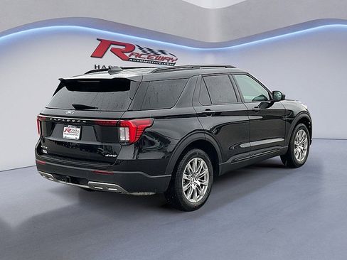 New 2026 Ford Explorer Active w/ Active Comfort Package image 24