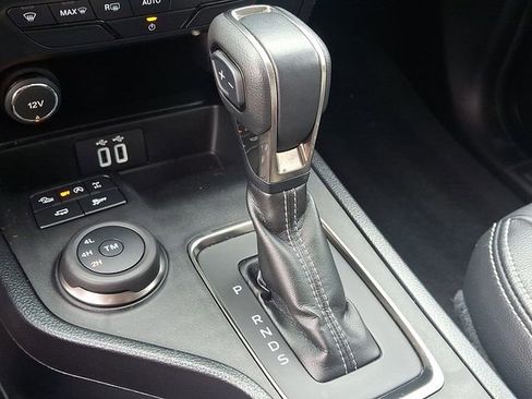 Used 2021 Ford Ranger XLT w/ Equipment Group 301A Mid image 13