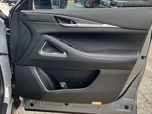 New 2026 INFINITI QX60 Luxe image 23