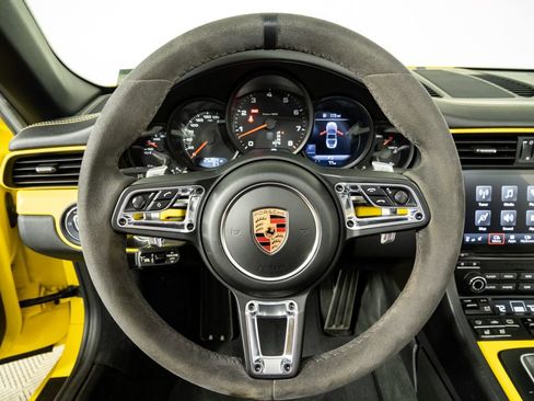 Used 2017 Porsche 911 Targa 4S AWD/4WD image 9