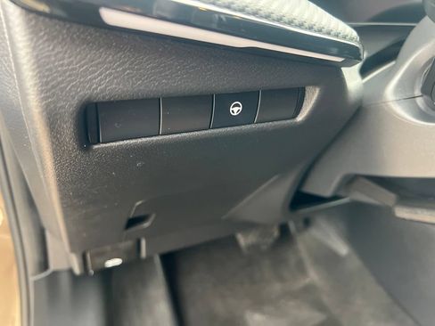 Certified 2025 Nissan Kicks SR AWD/4WD image 53