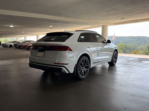 Used 2021 Audi SQ8 Prestige w/ Prestige Package AWD/4WD image 8