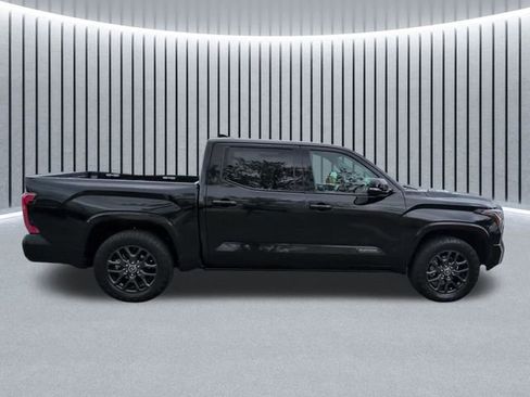 Used 2022 Toyota Tundra Platinum w/ Advanced Package AWD/4WD image 2