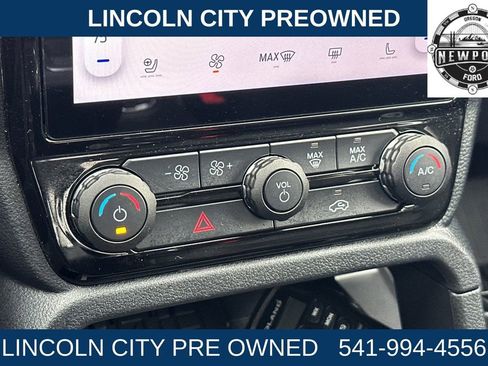 Used 2025 Ford Ranger Lariat w/ FX4 Off-Road Package image 19