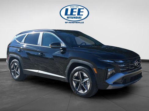 Certified 2025 Hyundai Tucson SEL image 1